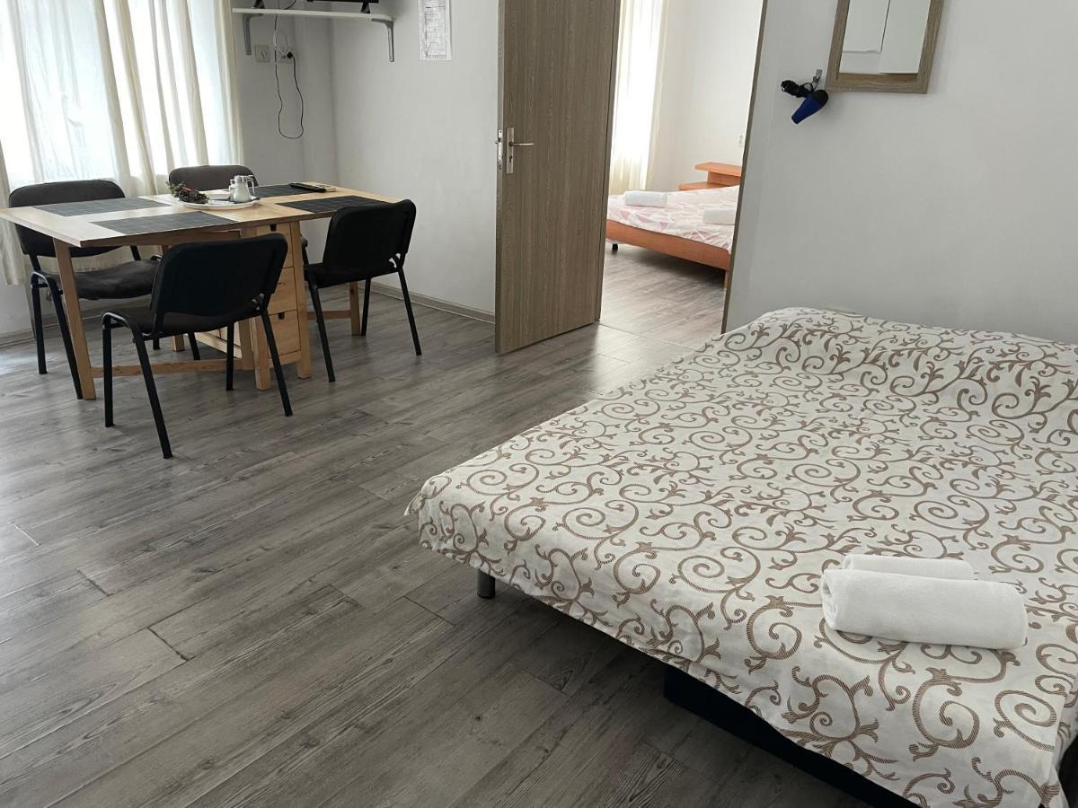 Studio Piata Amzei Nr.1 Букурещ Екстериор снимка